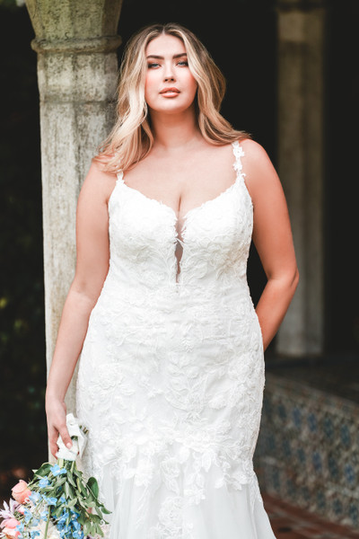 Allure Bridals Bridal Allure Romance R3752L