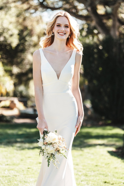 Allure Bridals Bridal Allure Romance R3753