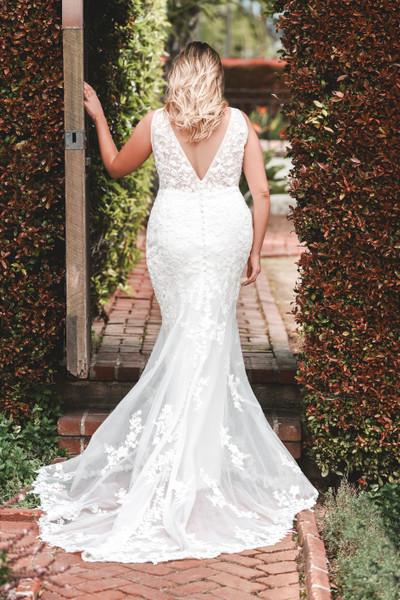 Allure Bridals Bridal Allure Romance R3760L
