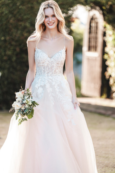Allure Bridals Bridal Allure Romance R3761