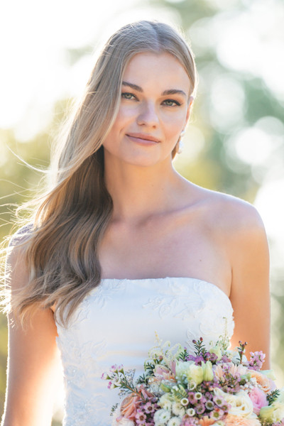 Allure Bridals Bridal Allure Romance R3801