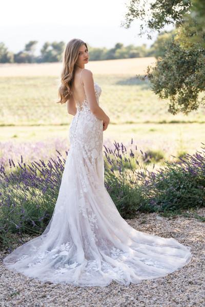 Allure Bridals Bridal Allure Romance R3806