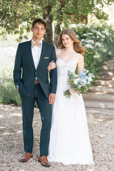 Allure Bridals Bridal Allure Romance R3808