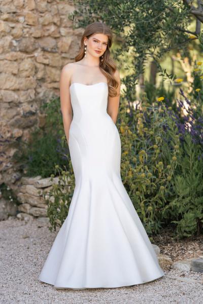 allure bridals Bridal Allure Romance R3811