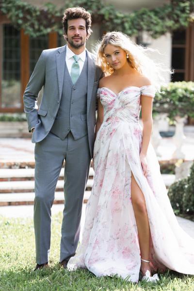 Allure Bridals Bridal Allure Romance R3850