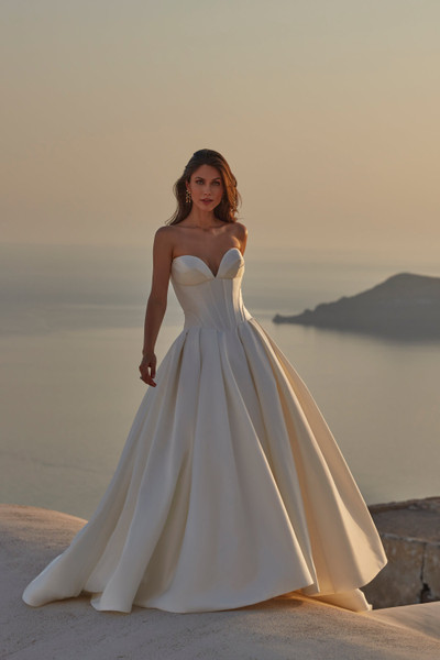 Allure Bridals Bridal Madison James MJ1109 - Fialma