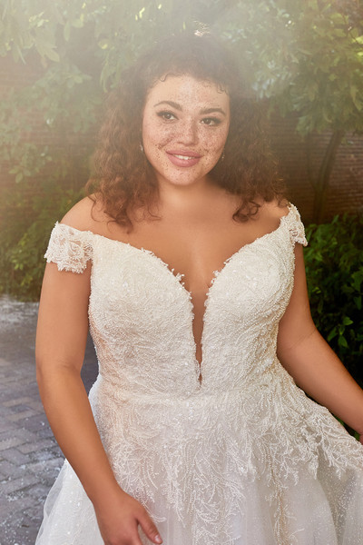 Allure Bridals Bridal Madison James MJ904L - January