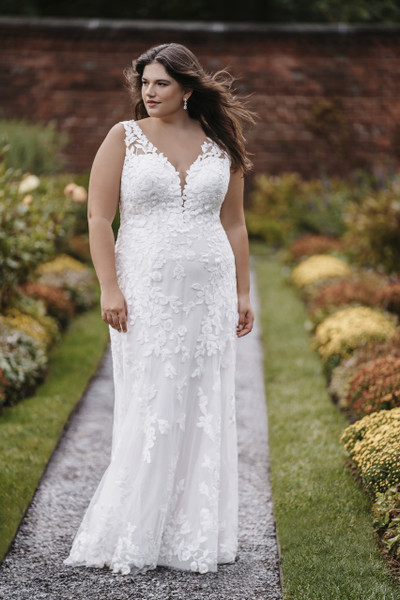 Allure Bridals Dresses 9909L