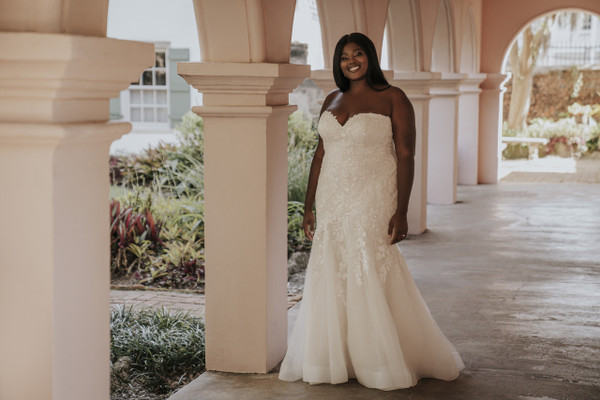 Allure Bridals Dresses 9960L