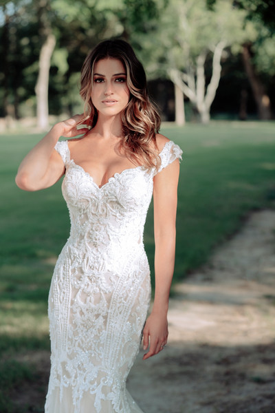 Allure Bridals Dresses Allure Couture Dresses C602