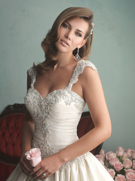 allure bridals Dresses Bridal Accessories 9161CAP
