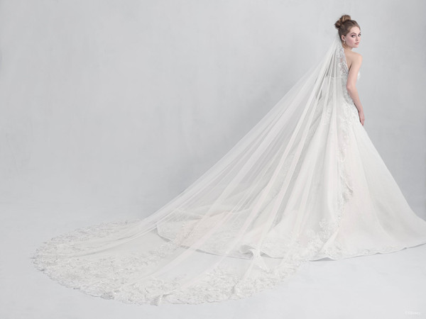 Allure Bridals Dresses Bridal Accessories DV03