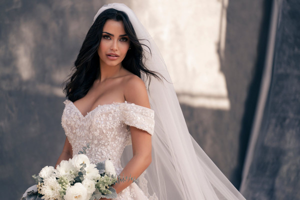 Allure Bridals Dresses Bridal Accessories V062C
