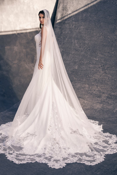 Allure Bridals Dresses Bridal Accessories V063C