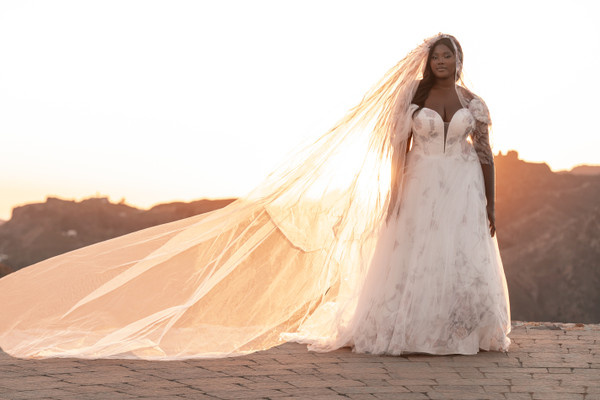 Allure Bridals Dresses Bridal Accessories V067C
