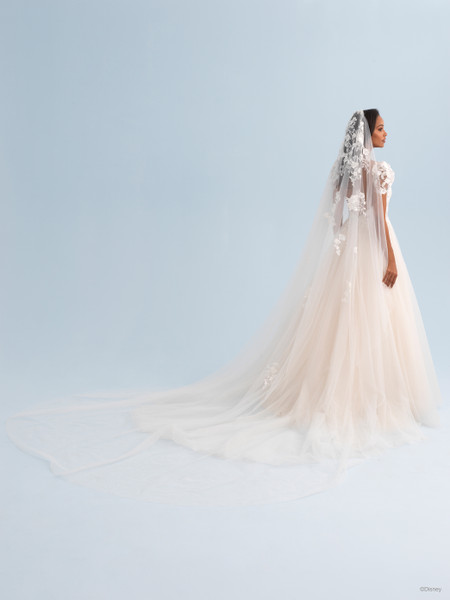 Allure Bridals Dresses Bridal Accessories DV25 - Snow White Veil