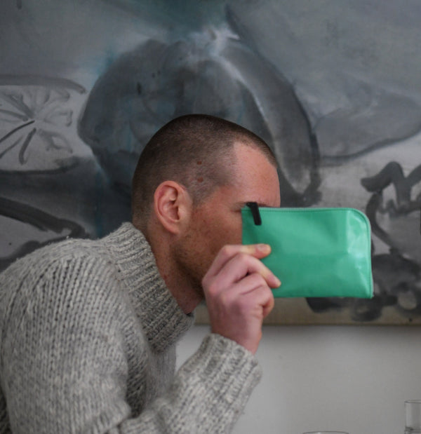 Ally Capellino Hocker Medium Leather Purse In Green