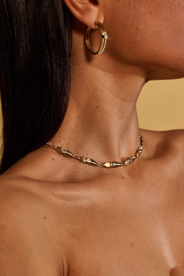 Almasika Adiré Diamond Hoop Earrings