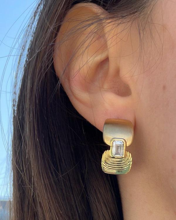Almasika Adiré Diamond Huggie Earrings