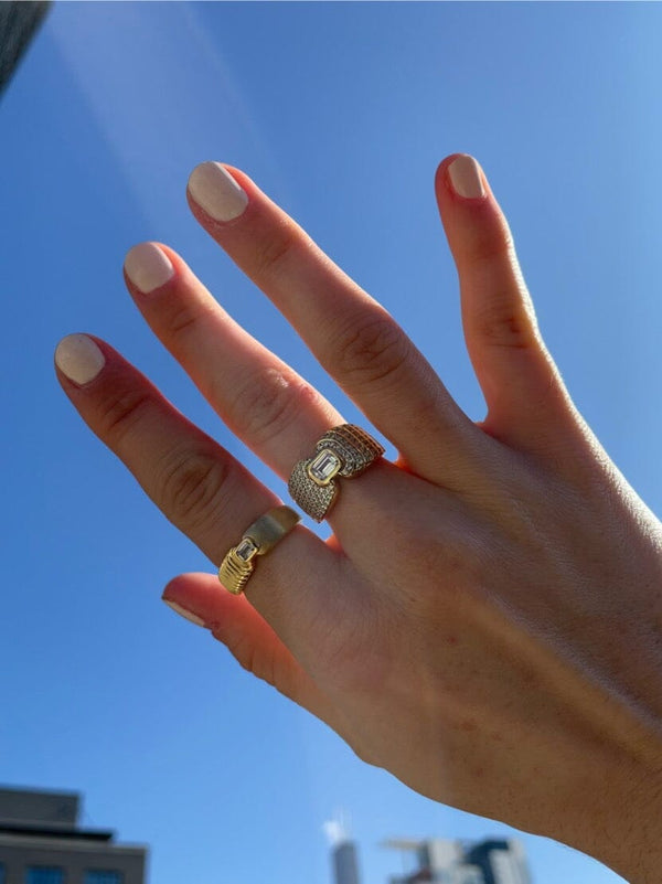 Almasika Adiré Diamond Ring