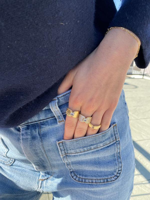 Almasika Adiré Diamond Ring