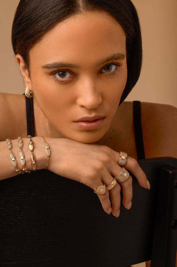 Almasika Adiré Pavé Diamond Ring