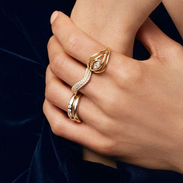 Almasika Berceau Bombée Pavé Diamond Ring