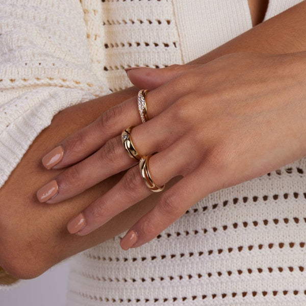 Almasika Berceau Diamond Bar Ring