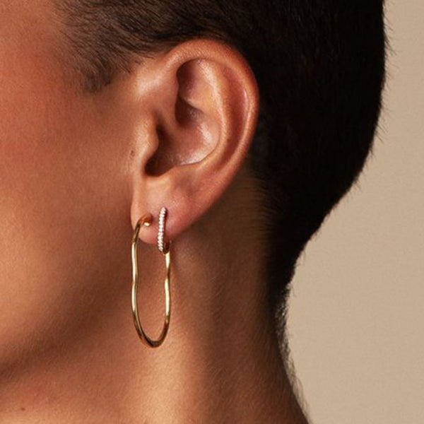 Almasika Berceau Pavé Diamond Huggie Earrings