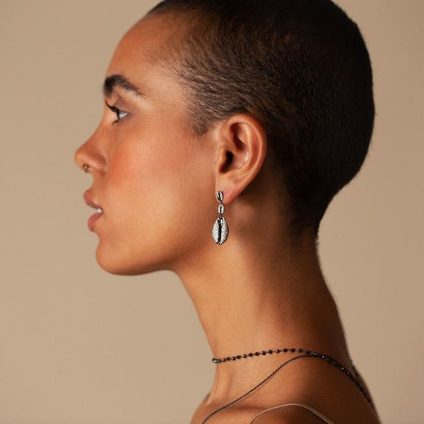 Almasika Le Cauri Endiamanté Drop Diamond Earrings