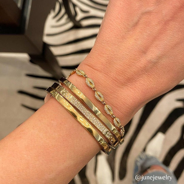 Almasika Le Cauri Endiamanté Gold Tennis Bracelet