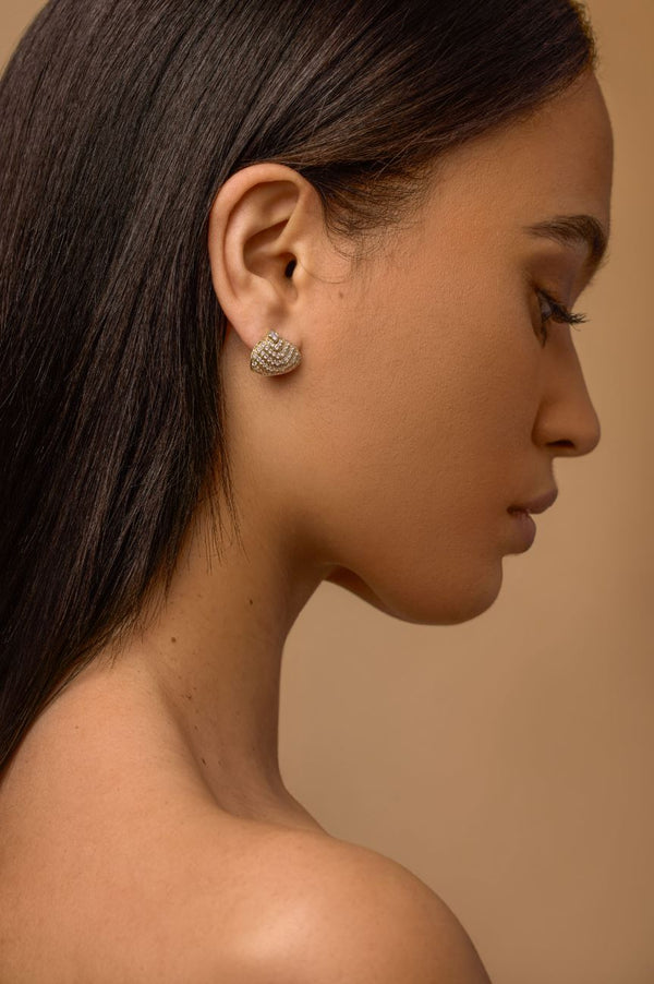 Almasika Veni Diamant Pavé Diamond Huggie Earrings