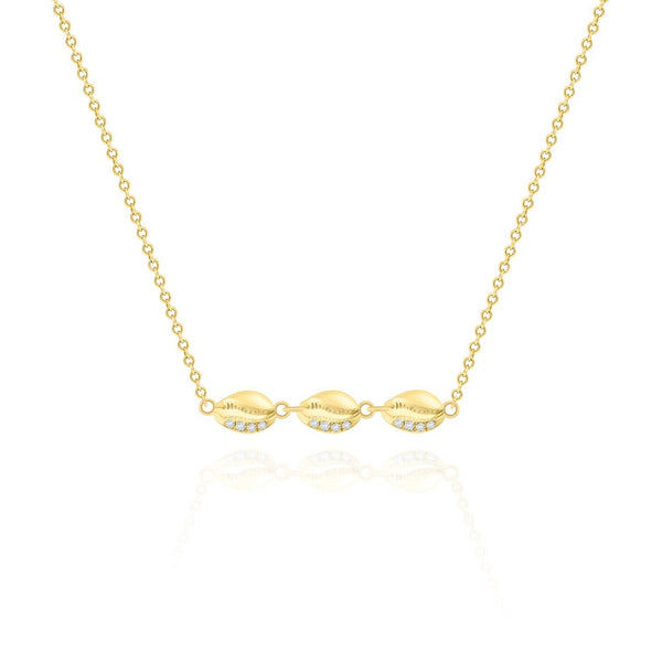 almasika Le Cauri Endiamanté Petite Triple Shell Necklace
