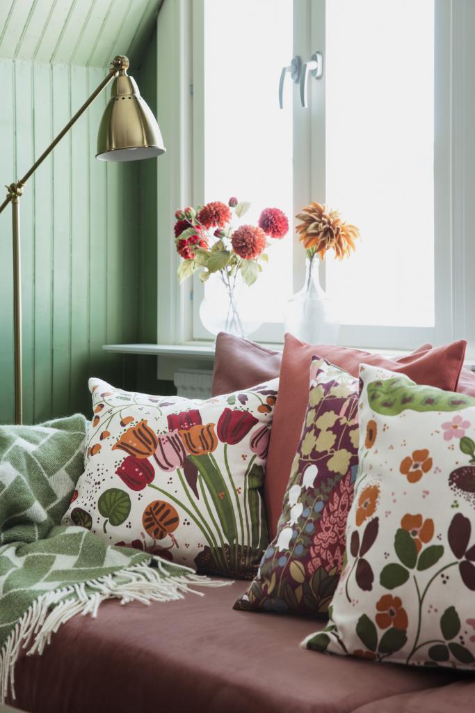 Alo Yoga Ailanthus Cushion Cover Multi 47x47cm