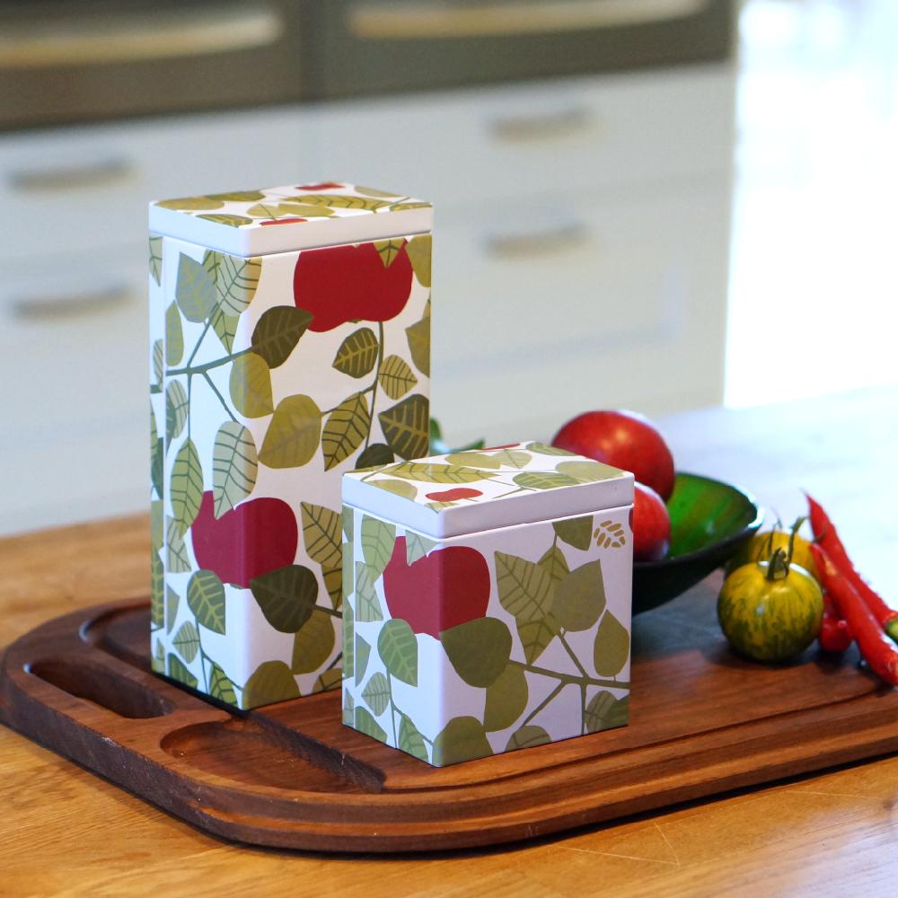 Alo Yoga Apple Small Tin Green 102x73x110 Mm