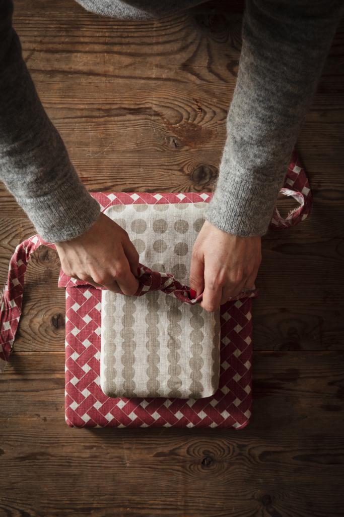 Alo Yoga Korg Fabric Red 150cm