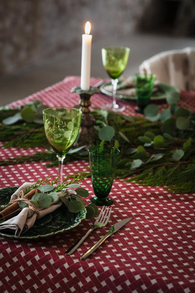 Alo Yoga Korg Table Cloth Red 145x250 Cm