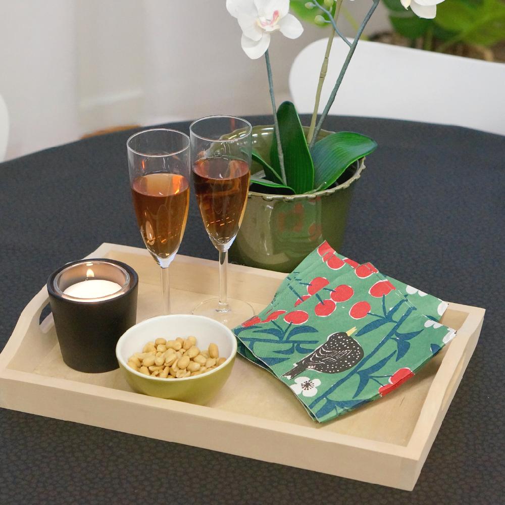 Alo Yoga Körsbärsträdgården Paper Napkin Green