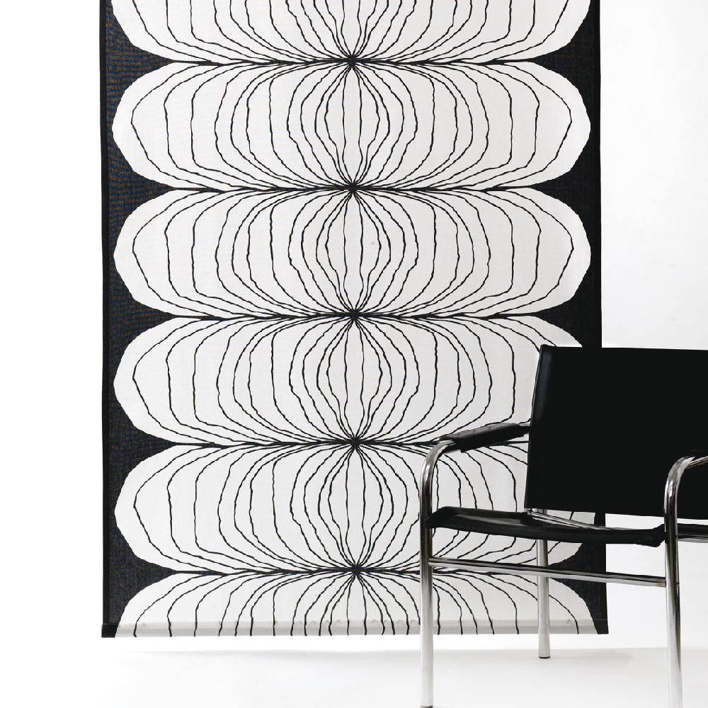 Alo Yoga Nippon Curtain Red