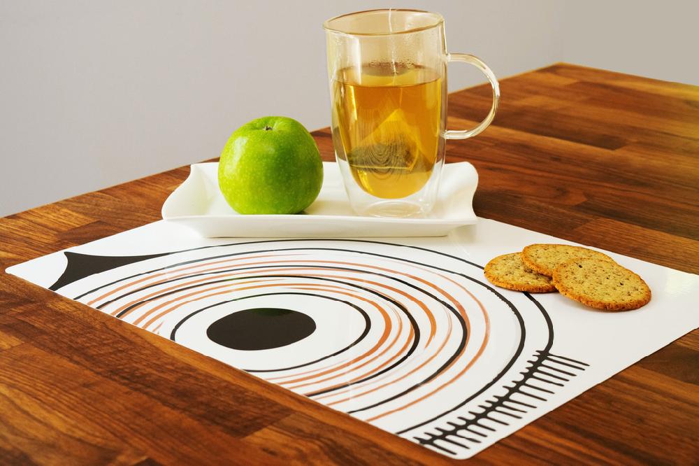 Alo Yoga Picknick Elements Placemat White Orange