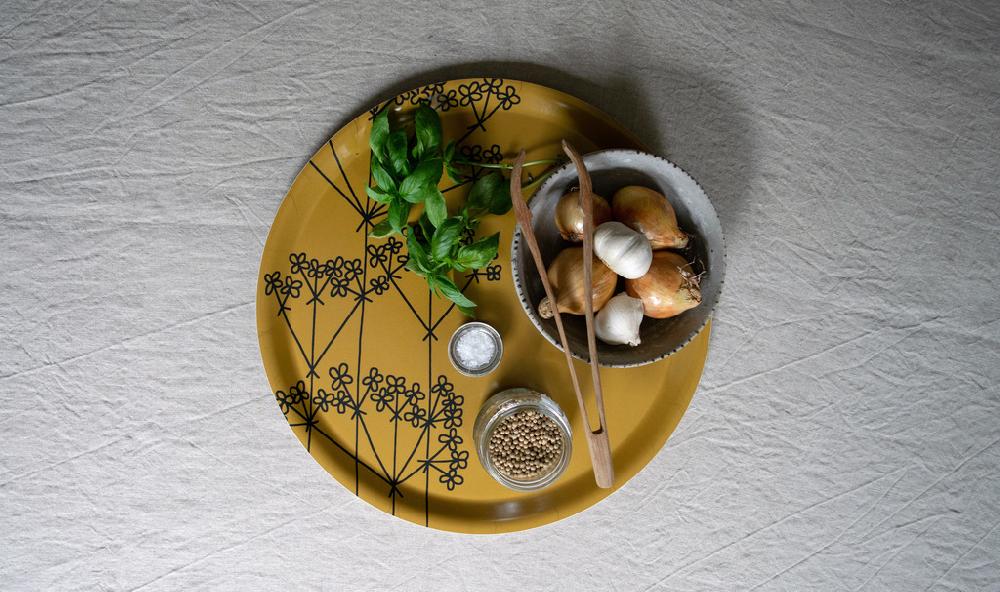 Alo Yoga Picknick Elements Round Tray Ochre 38cm