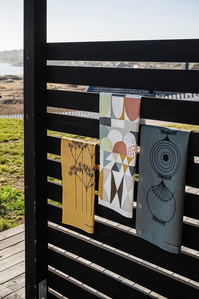 Alo Yoga Picknick Elements Tea Towel Ochre