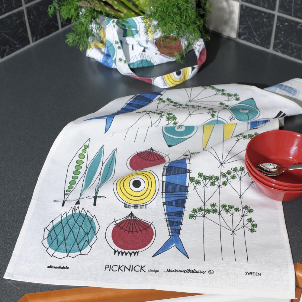 alo Yoga Picknick Tea Towel Multi