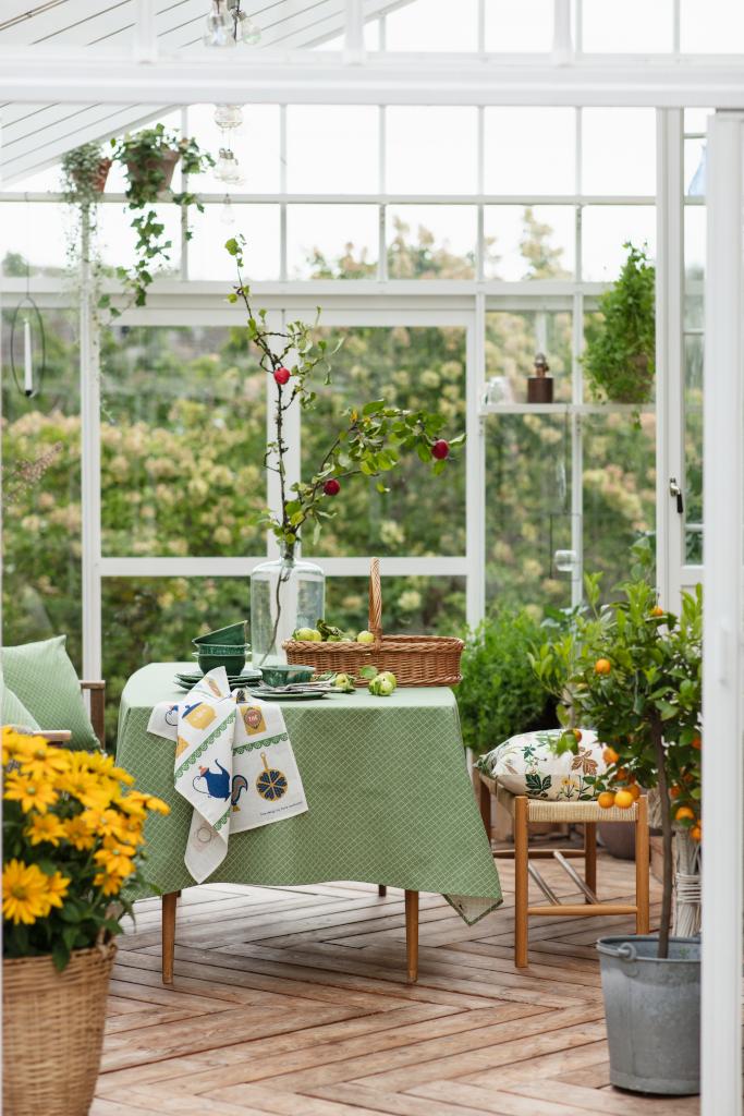 Alo Yoga Prickruta Fabric Green 150cm