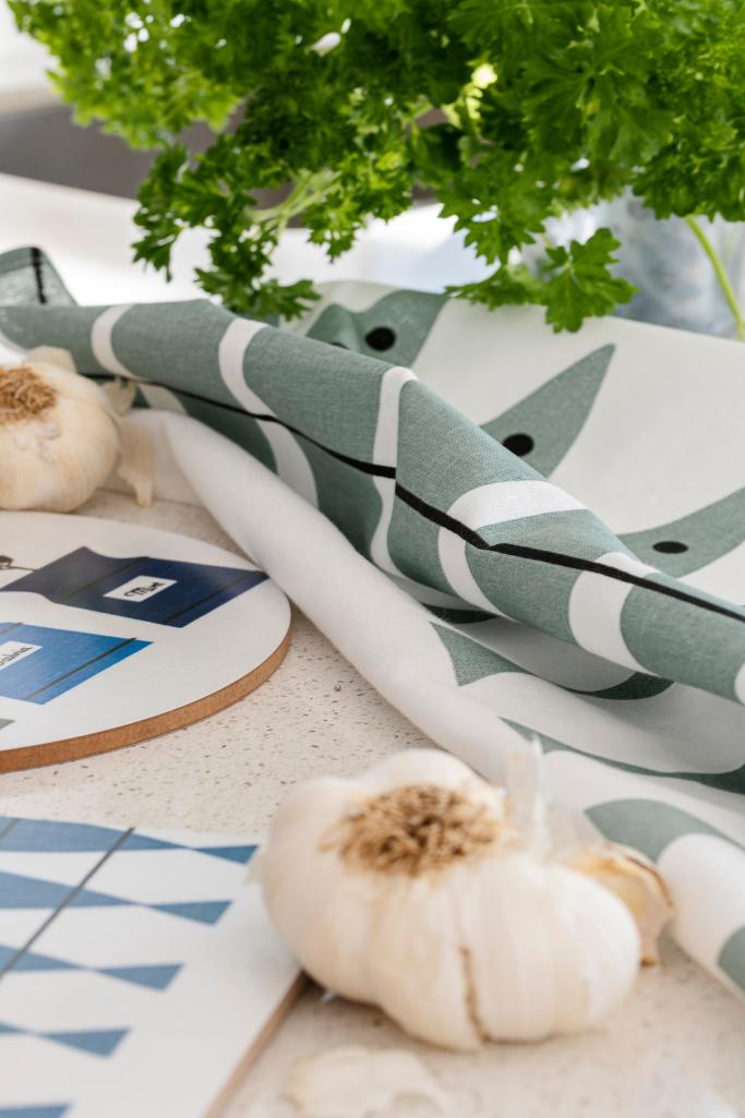 Alo Yoga Sill Tea Towel Green Grey