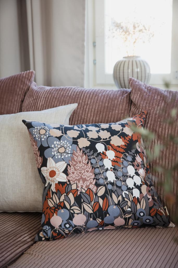 Alo Yoga Skogen Cushion Cover Blue Brown 47x47cm