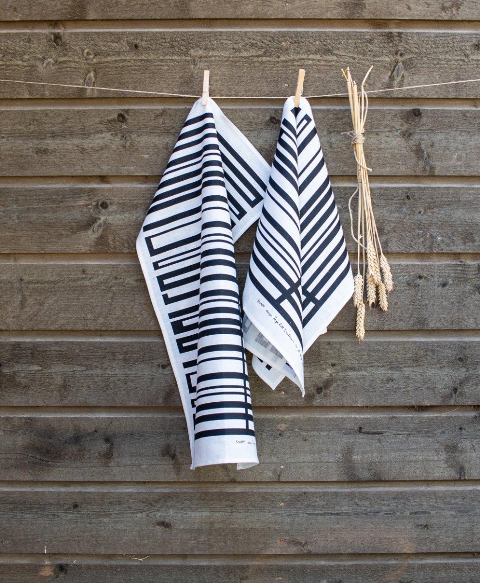 Alo Yoga Snapp Tea Towel Black