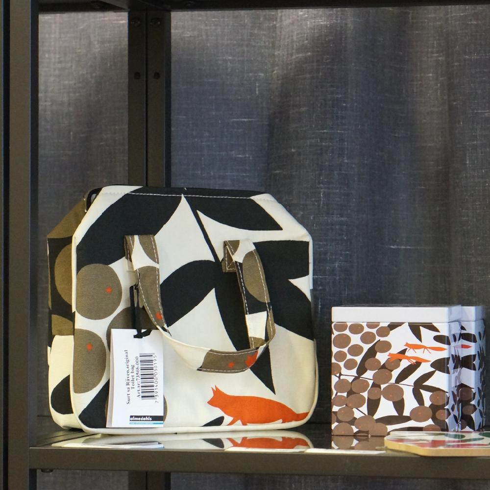 Alo Yoga Surt Sa Räven Toiletry Bag