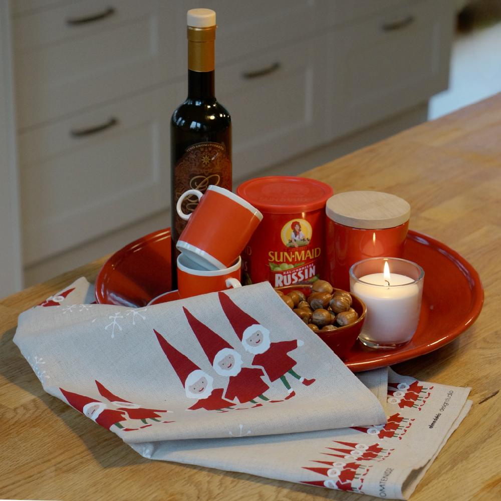 Alo Yoga Tomtenisse Tea Towel