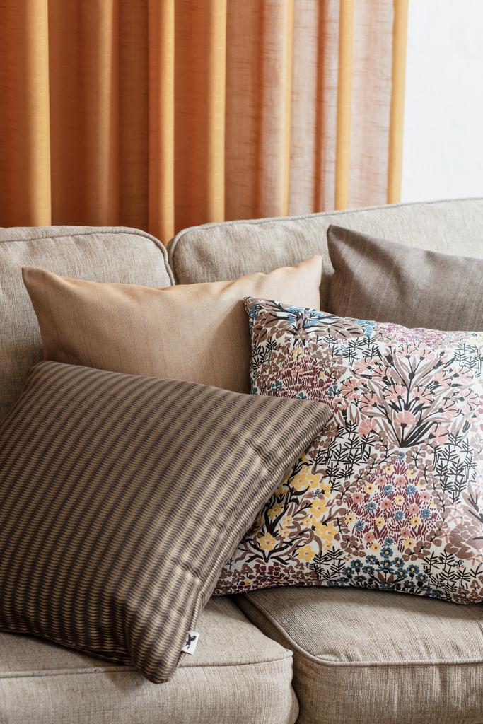 Alo Yoga Botanic Garden Cushion Cover Rosabrun 47x47cm